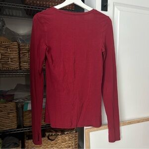 Lulu Anahatasana Long Sleeve Tee Size 6